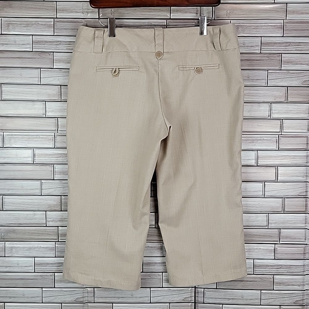 Studio Y capris pants Size 9 - Picture 6 of 11